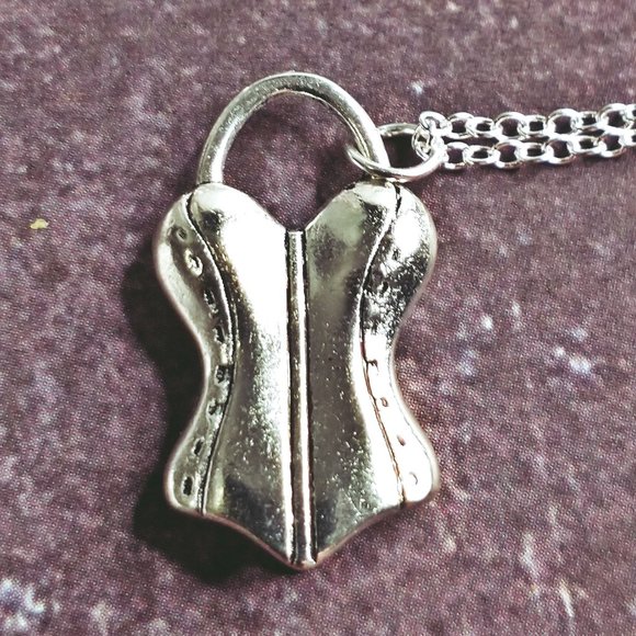 Baroque Vintage Jewelry - Silver 3D Corset Bust Necklace